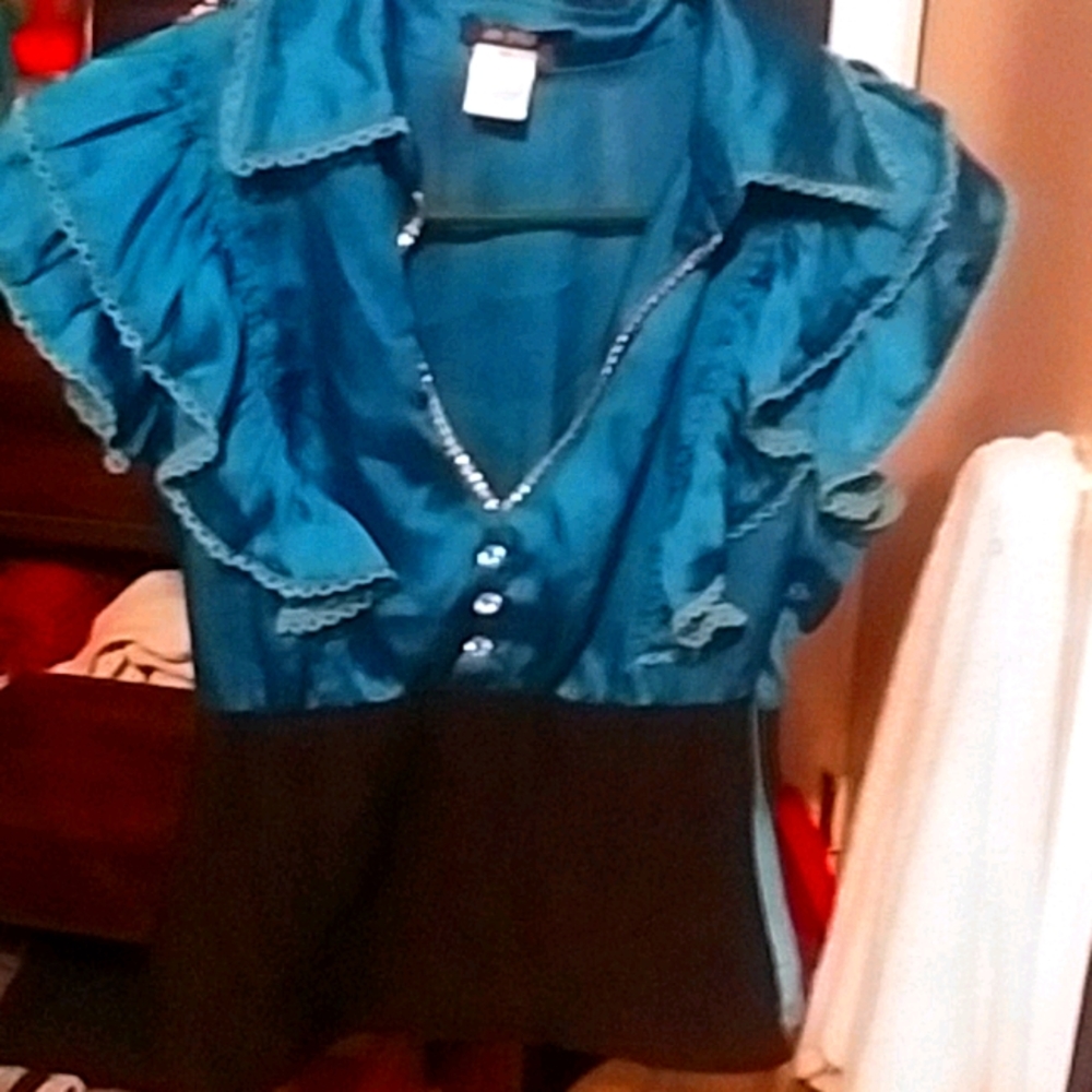 Med oh yes rhinestone vneck